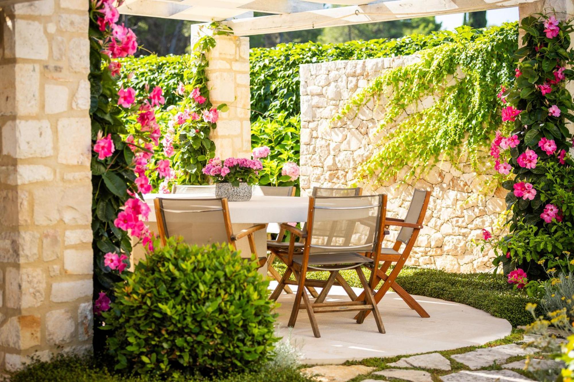 Hotel Lemongarden - Adults Only Sutivan Dış mekan fotoğraf